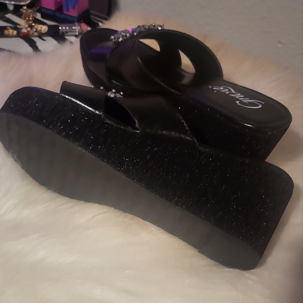 💕Beautiful Grazie Wedge Slides! - Picture 4 of 4